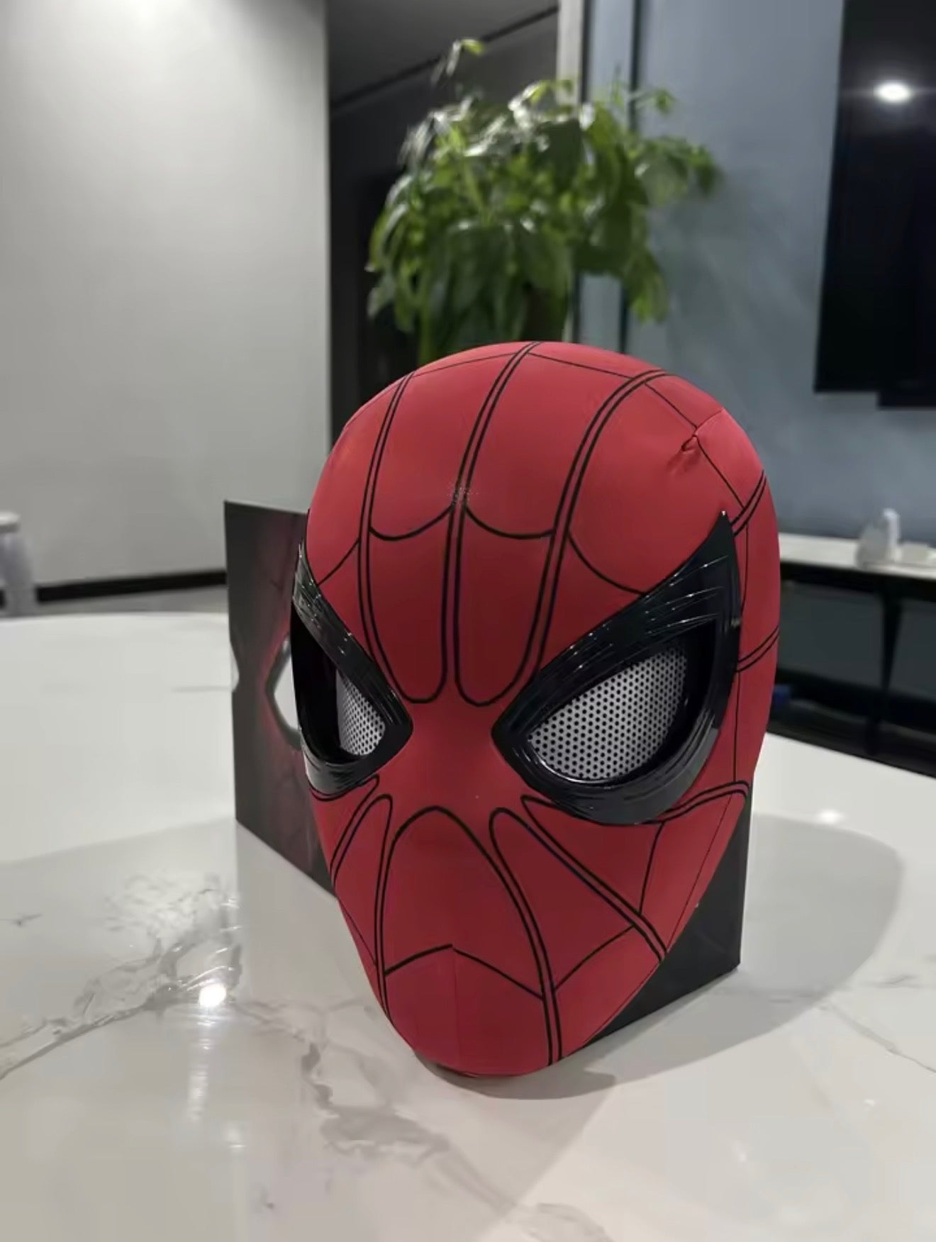 Spider-Man Moving Eye Mask